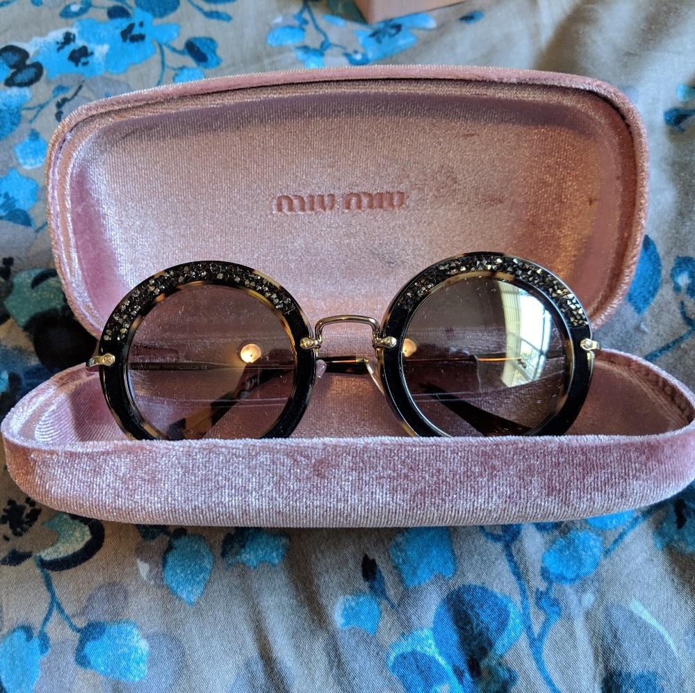 BNIB Miu Miu Sunglasses MU 08RS in Brown